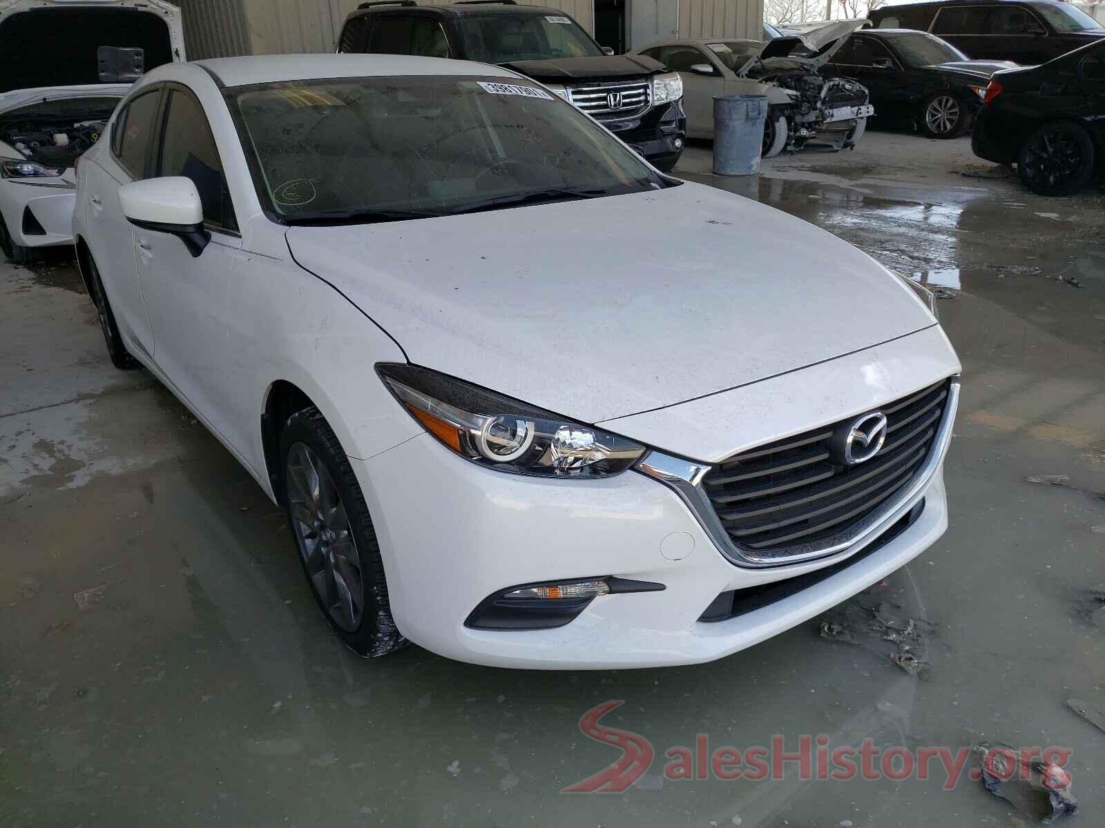 3MZBN1V37JM216877 2018 MAZDA 3