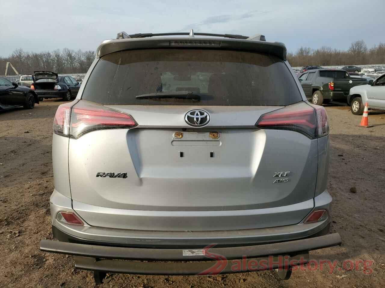 JTMRFREV3JJ247779 2018 TOYOTA RAV4