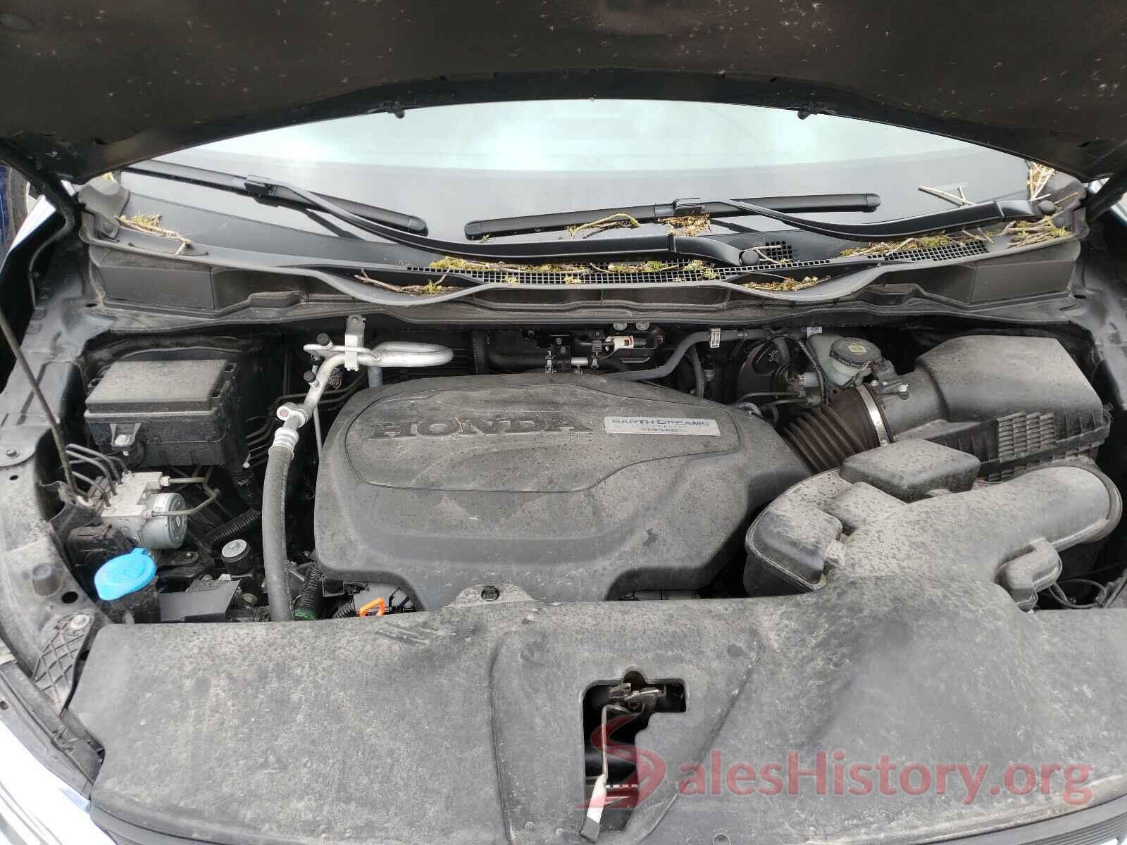 5FNRL6H82JB011967 2018 HONDA ODYSSEY