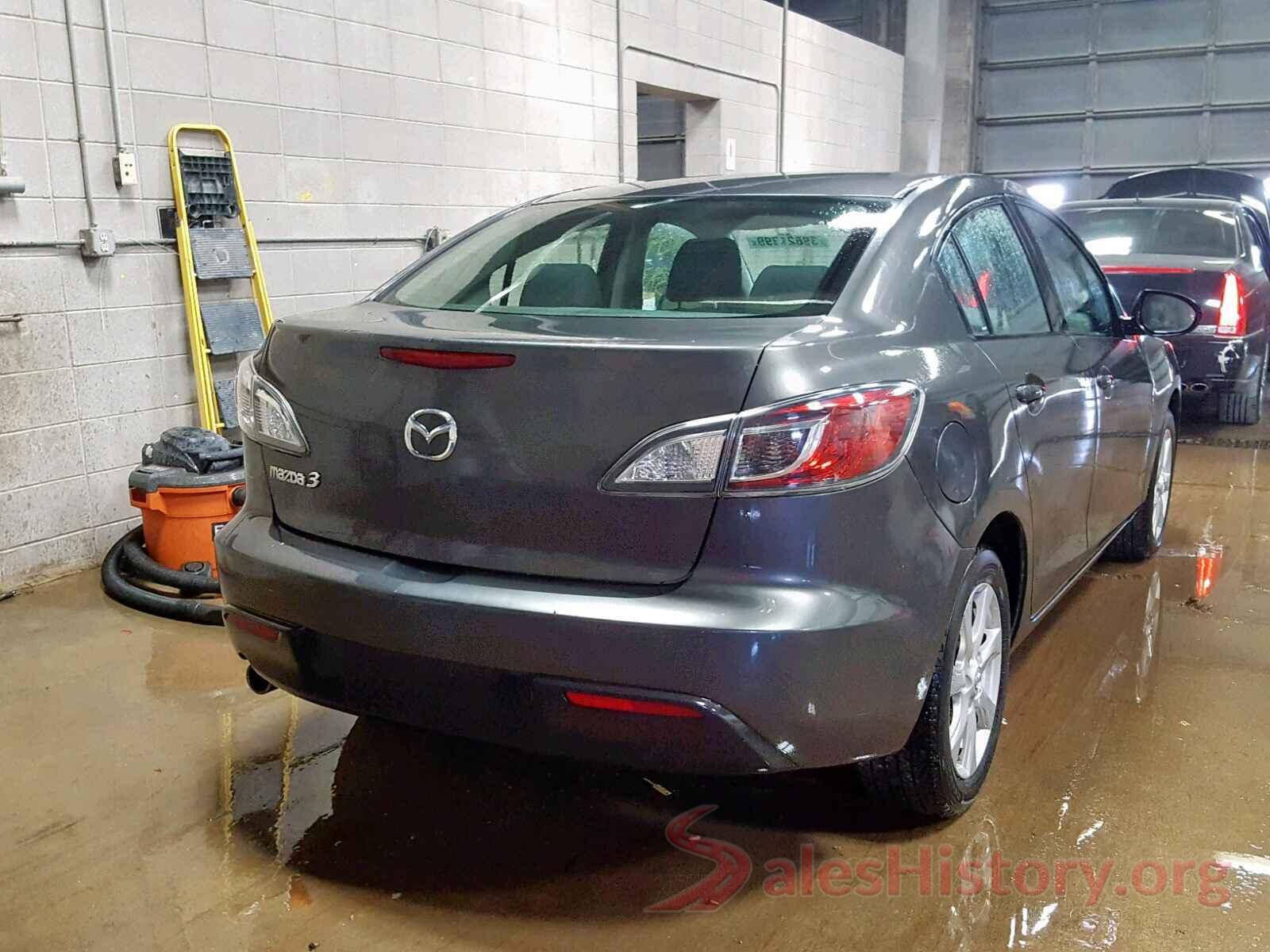 JM1BL1VF3B1383447 2011 MAZDA 3