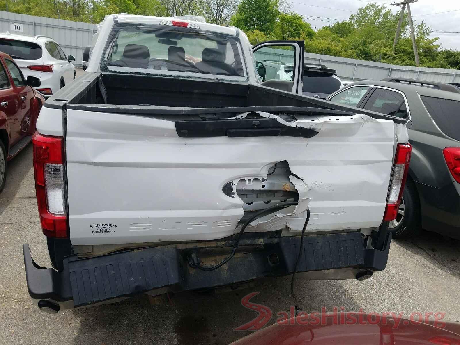 1FTBF2B68JEC88827 2018 FORD F250