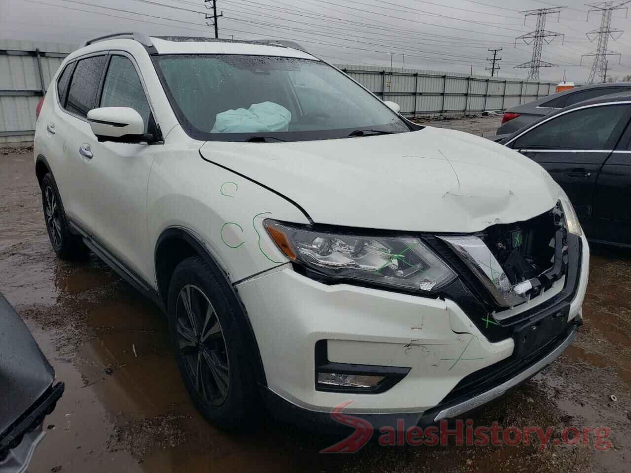 5N1AT2MV7JC806717 2018 NISSAN ROGUE