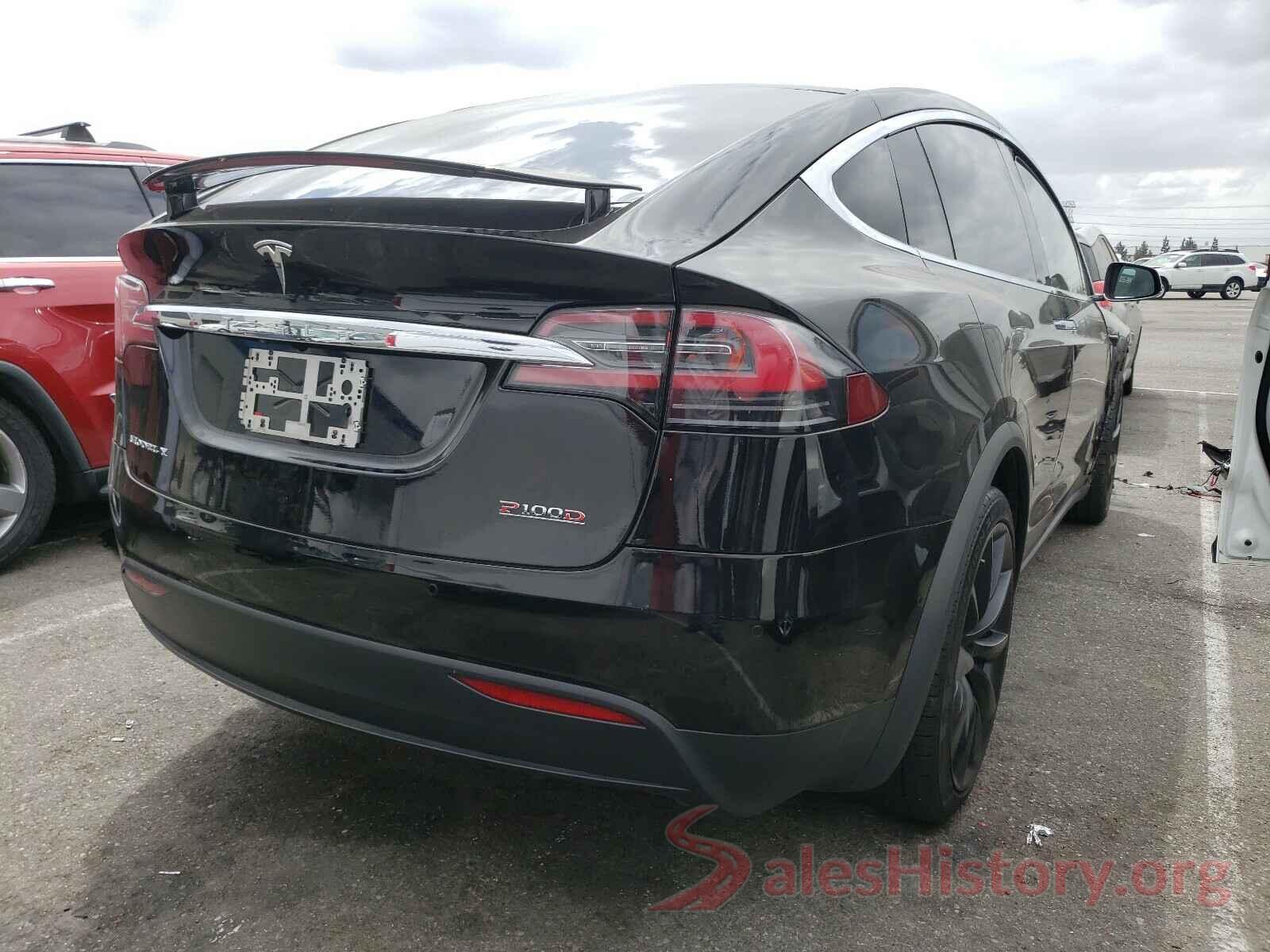 5YJXCBE4XJF137141 2018 TESLA MODEL X