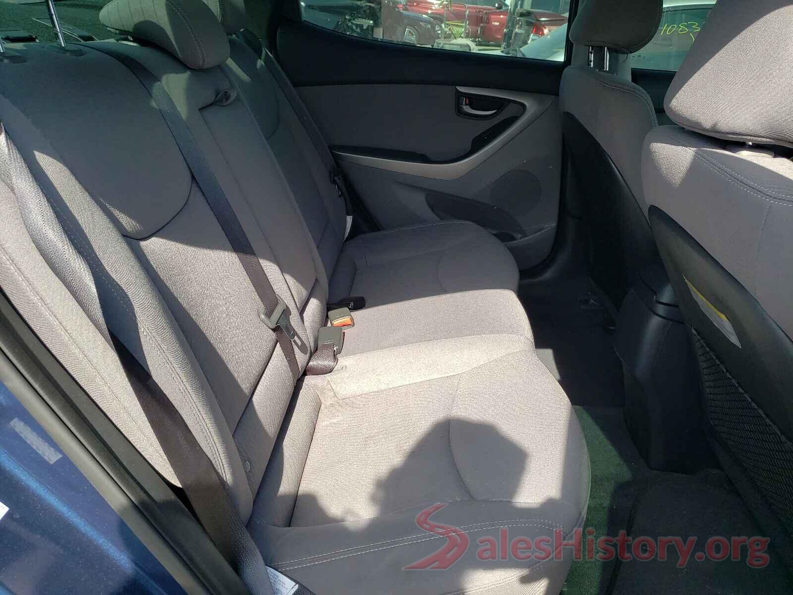 KMHDH4AEXGU637262 2016 HYUNDAI ELANTRA