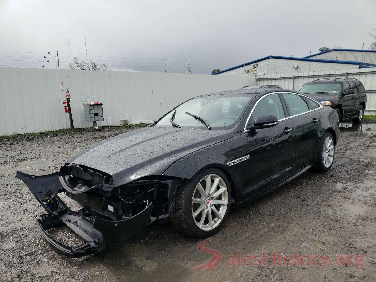 SAJWJ1CD2J8W15830 2018 JAGUAR XJ