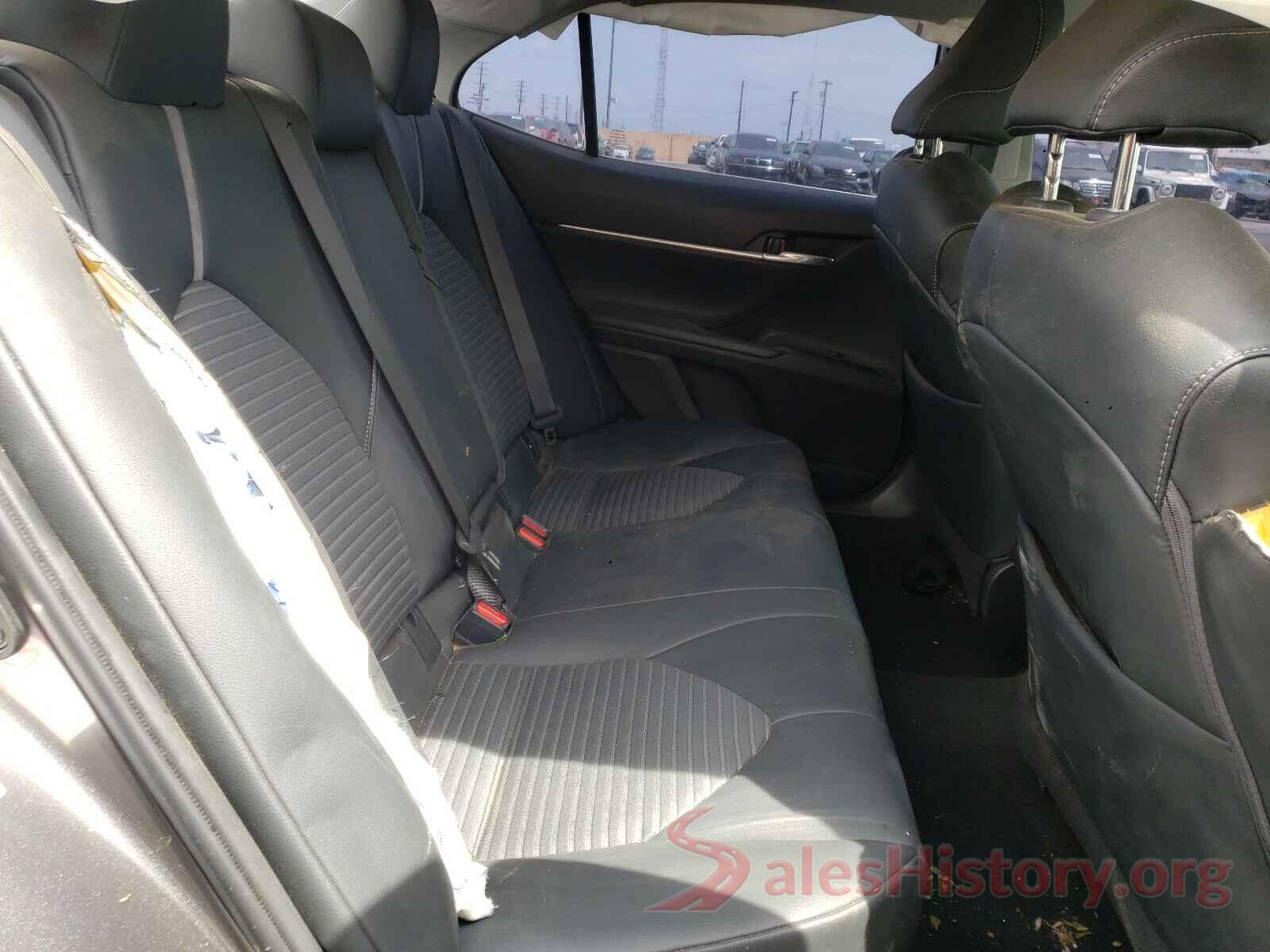 4T1B11HK9JU134254 2018 TOYOTA CAMRY