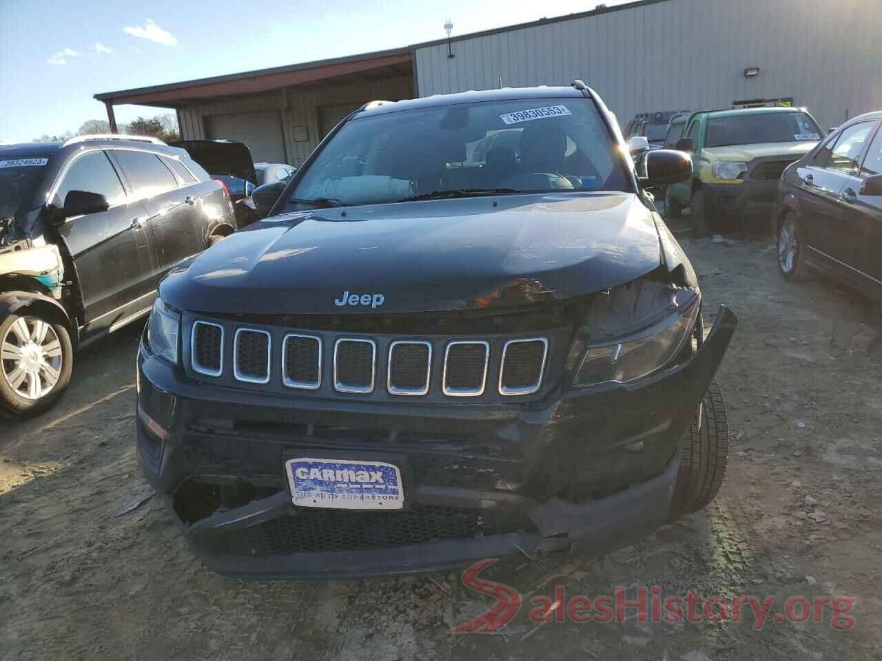 3C4NJDBB2JT284017 2018 JEEP COMPASS