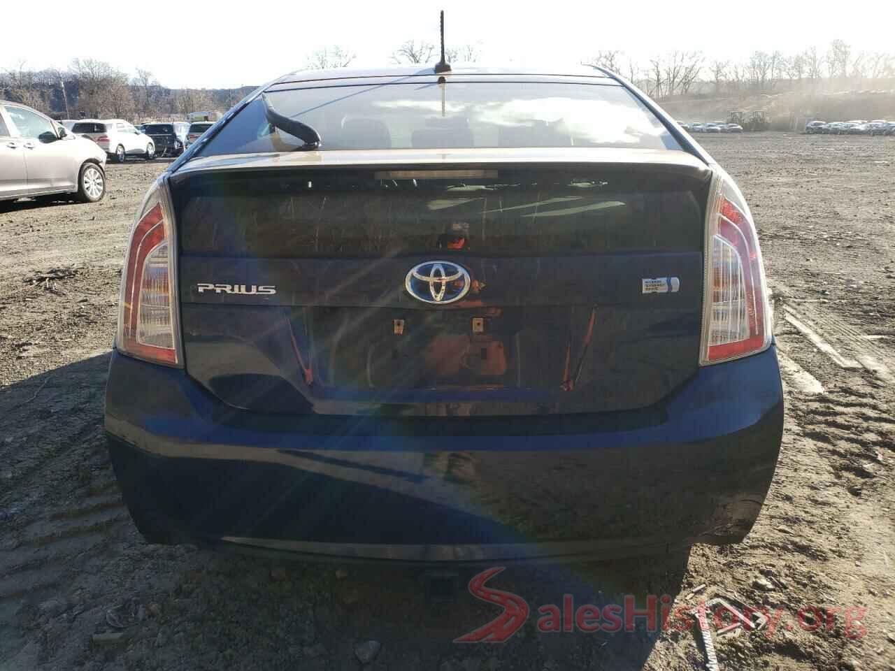 JTDKN3DUXD1685391 2013 TOYOTA PRIUS