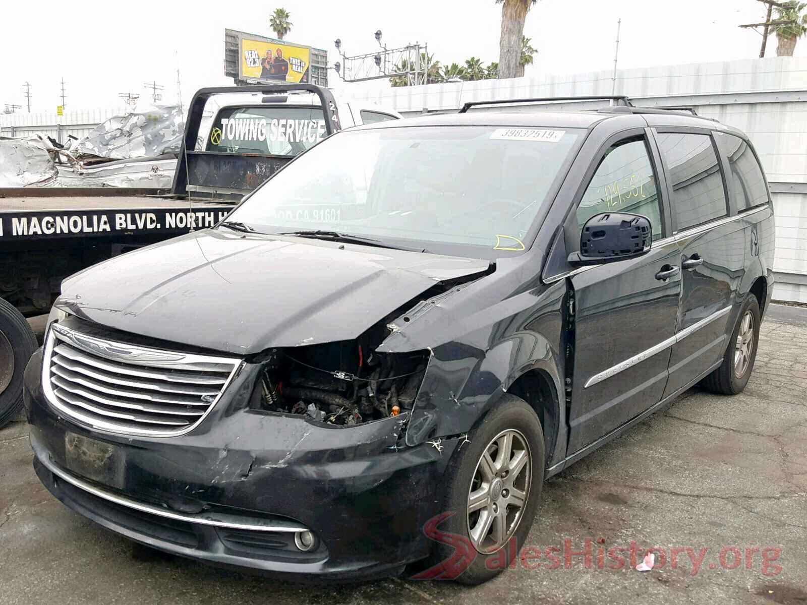 2C4RC1BG5DR577195 2013 CHRYSLER TOWN & COU