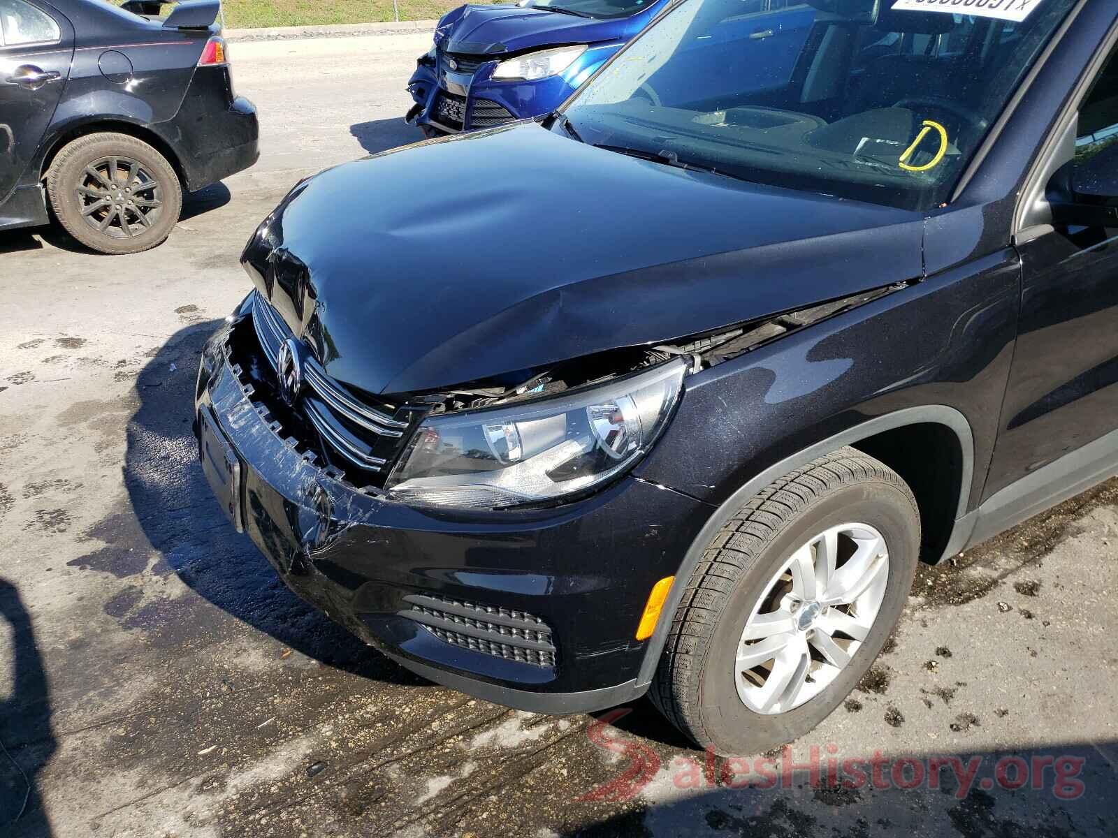 WVGBV7AX2HK016999 2017 VOLKSWAGEN TIGUAN