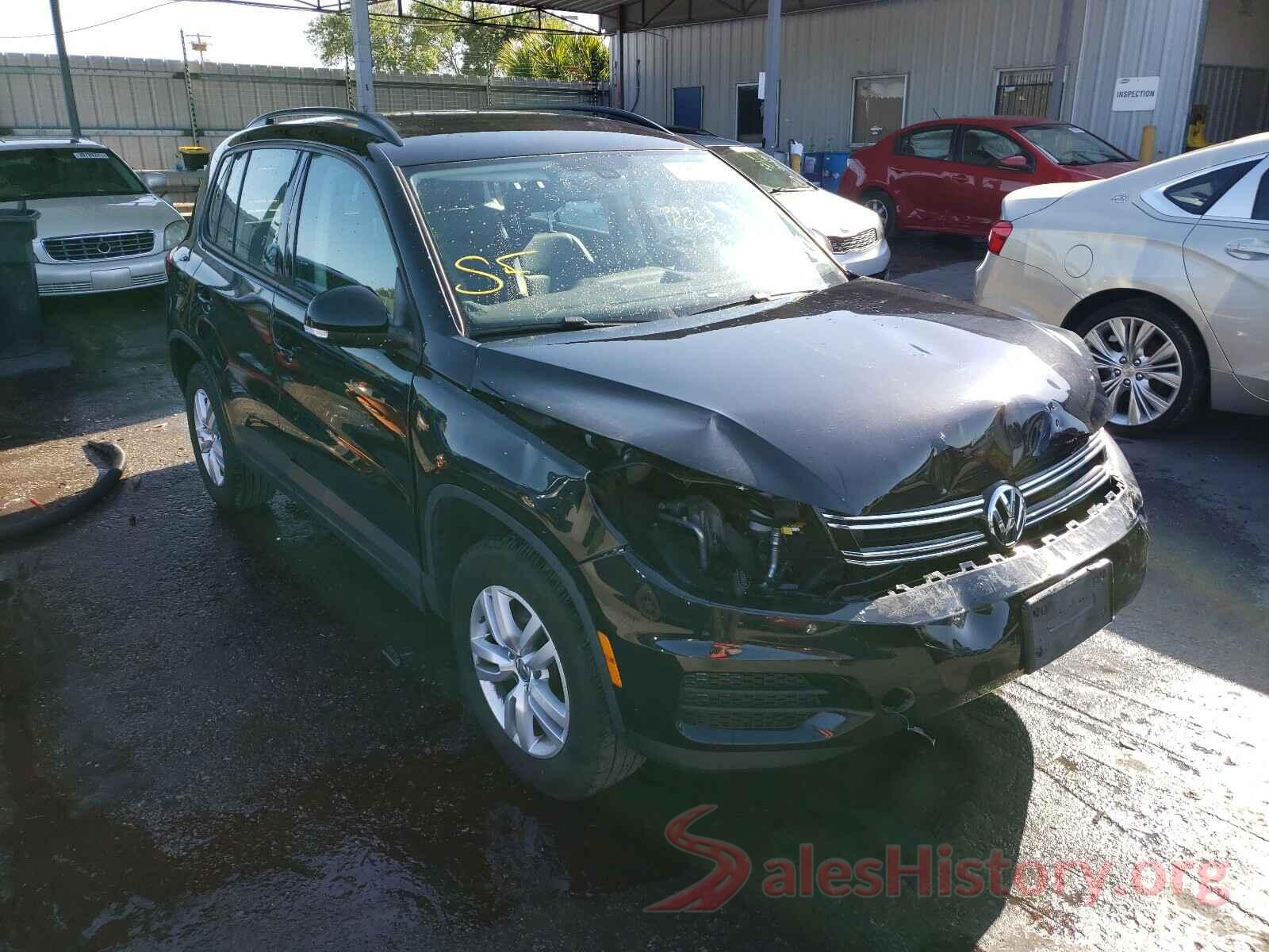 WVGBV7AX2HK016999 2017 VOLKSWAGEN TIGUAN