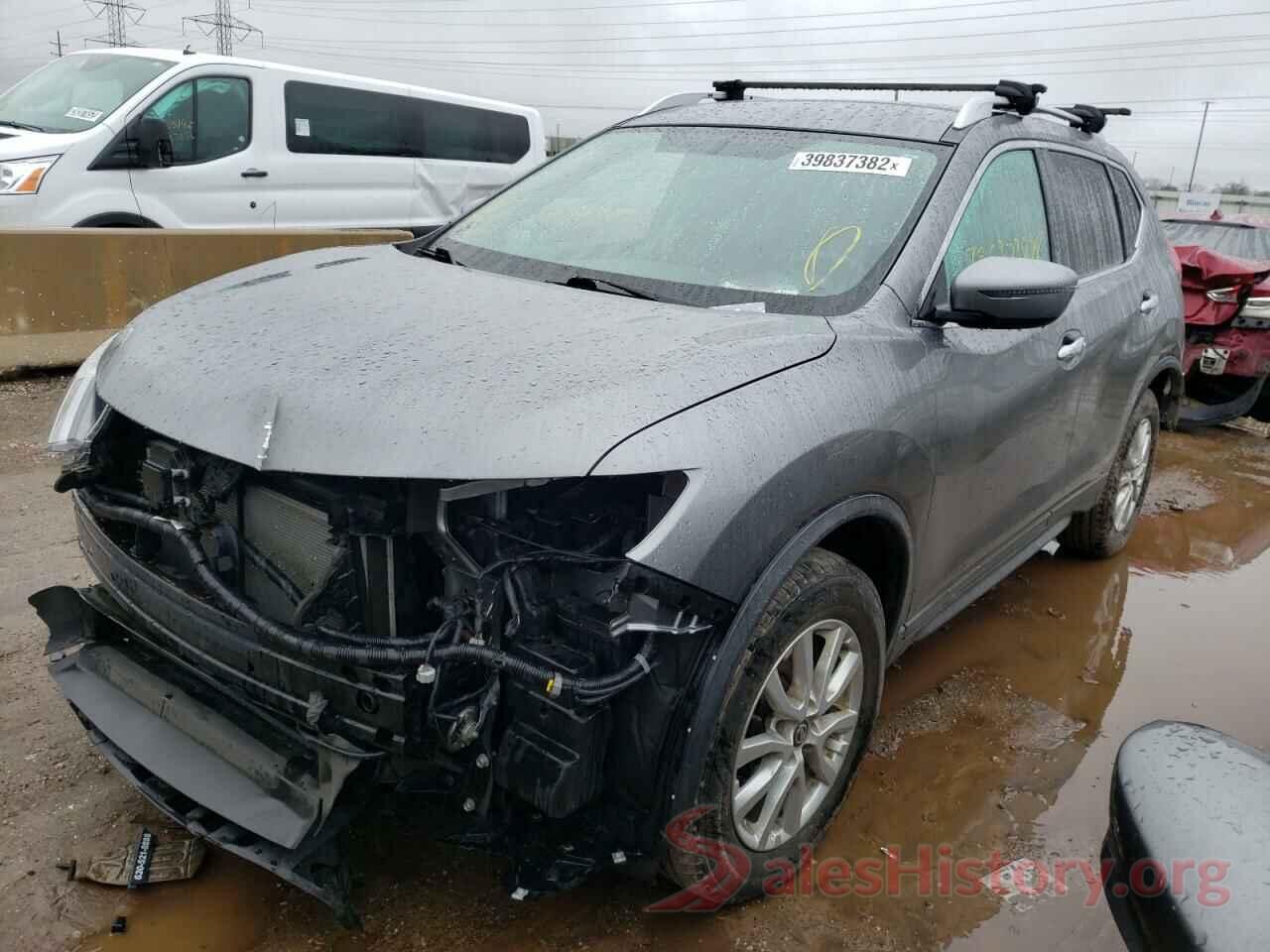 KNMAT2MV5JP526744 2018 NISSAN ROGUE