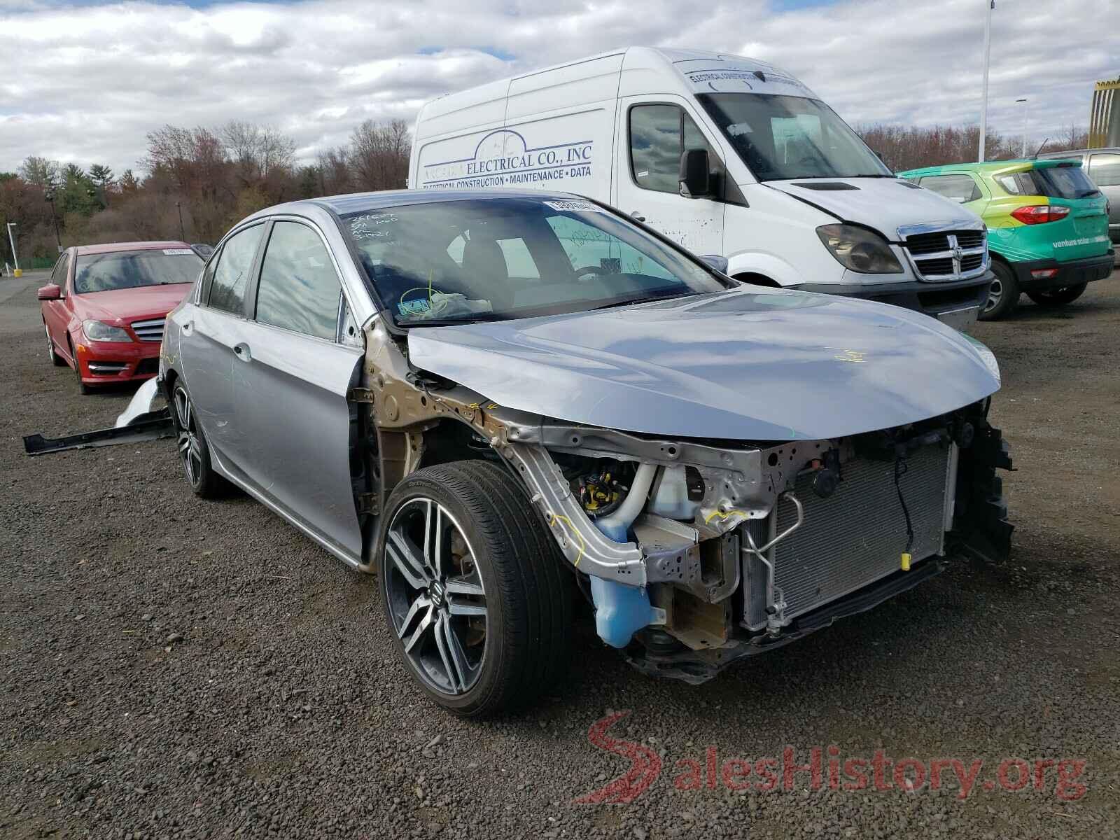 1HGCR2F59HA256131 2017 HONDA ACCORD