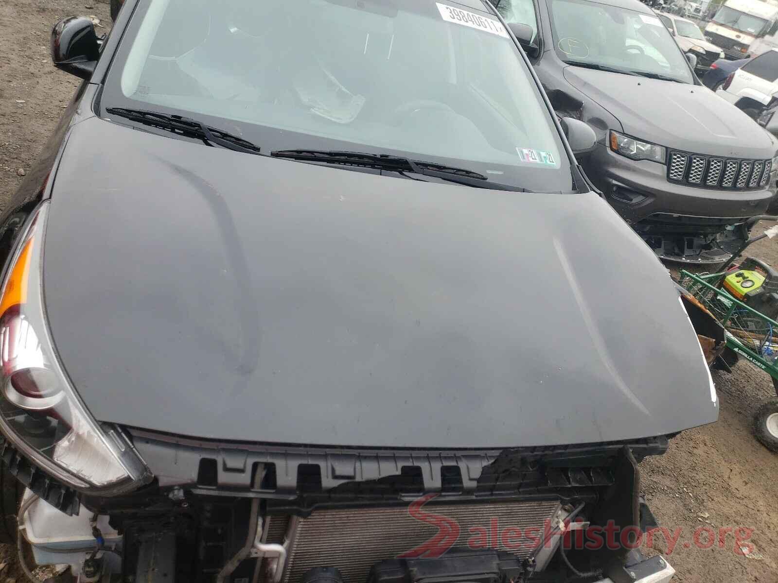 KNDCB3LC7H5082323 2017 KIA NIRO