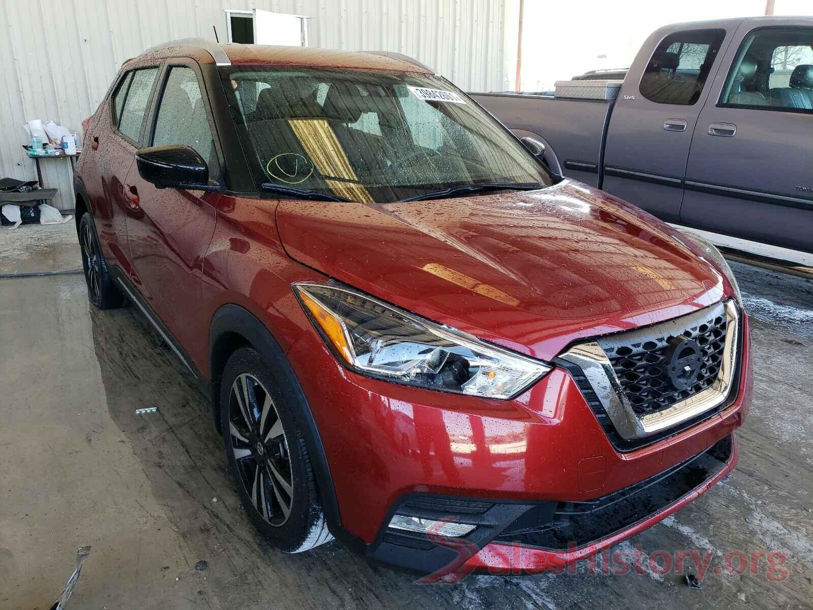 3N1CP5CU3JL496925 2018 NISSAN KICKS