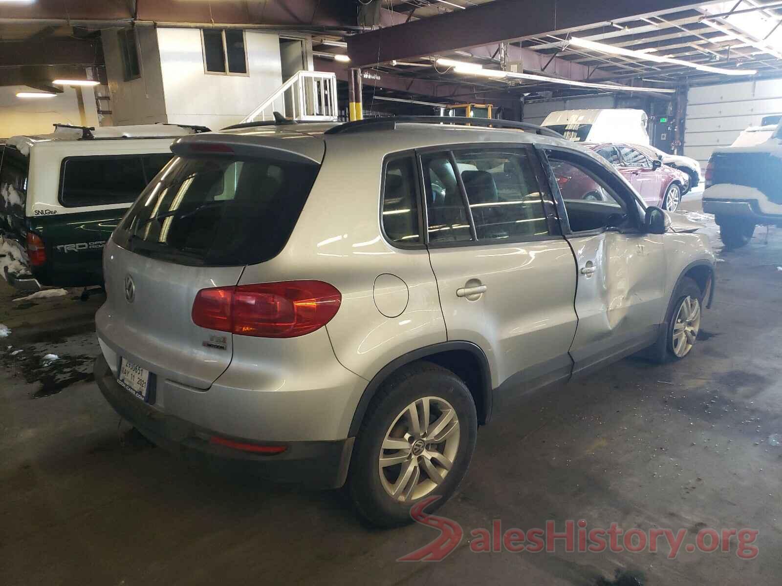 WVGBV7AX0HK000316 2017 VOLKSWAGEN TIGUAN