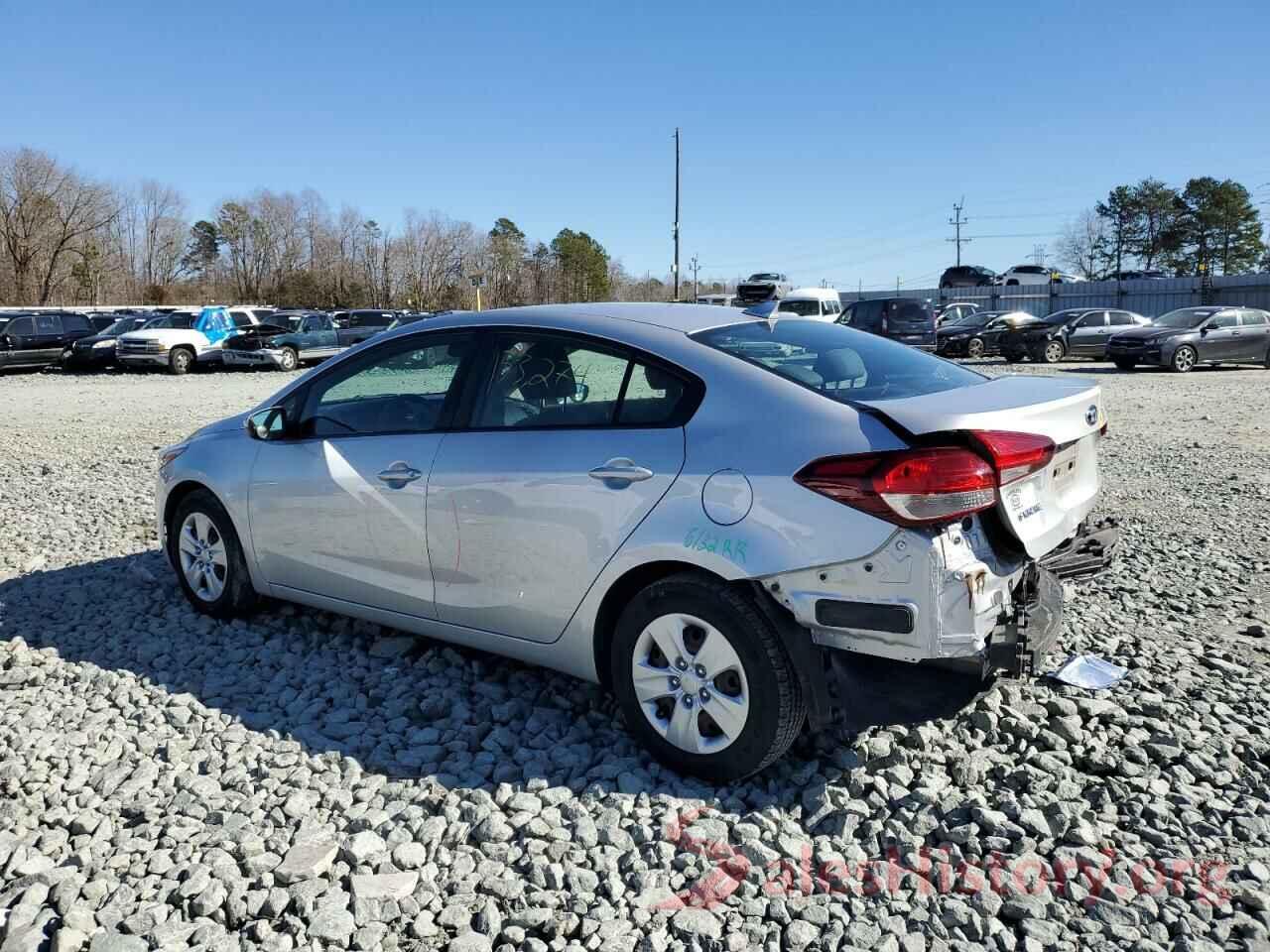 3KPFK4A70JE270815 2018 KIA FORTE