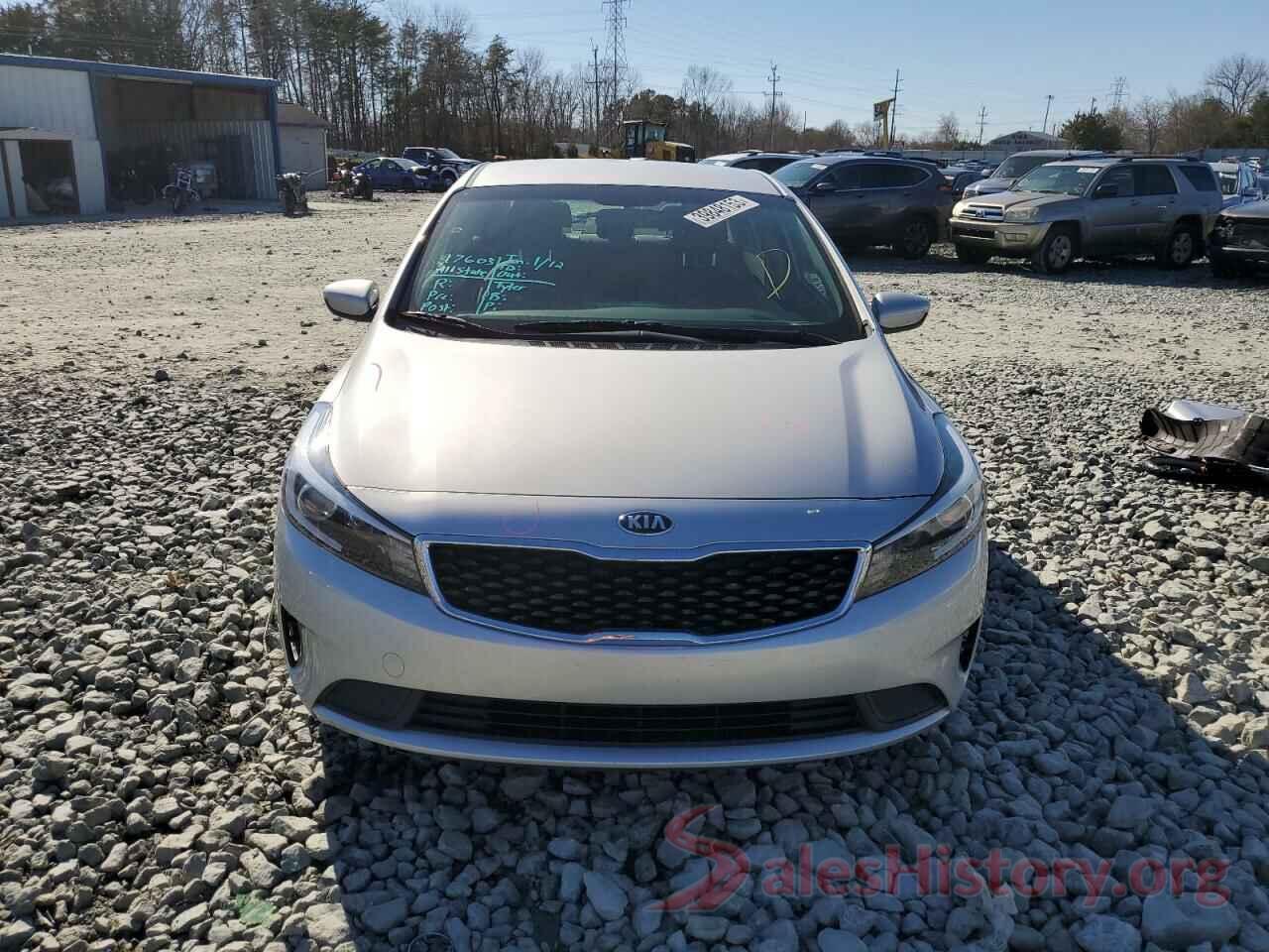 3KPFK4A70JE270815 2018 KIA FORTE