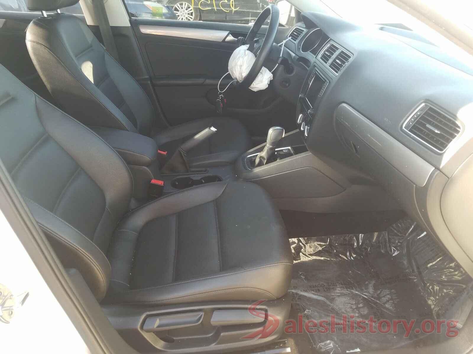 3VWDB7AJ6JM205829 2018 VOLKSWAGEN JETTA