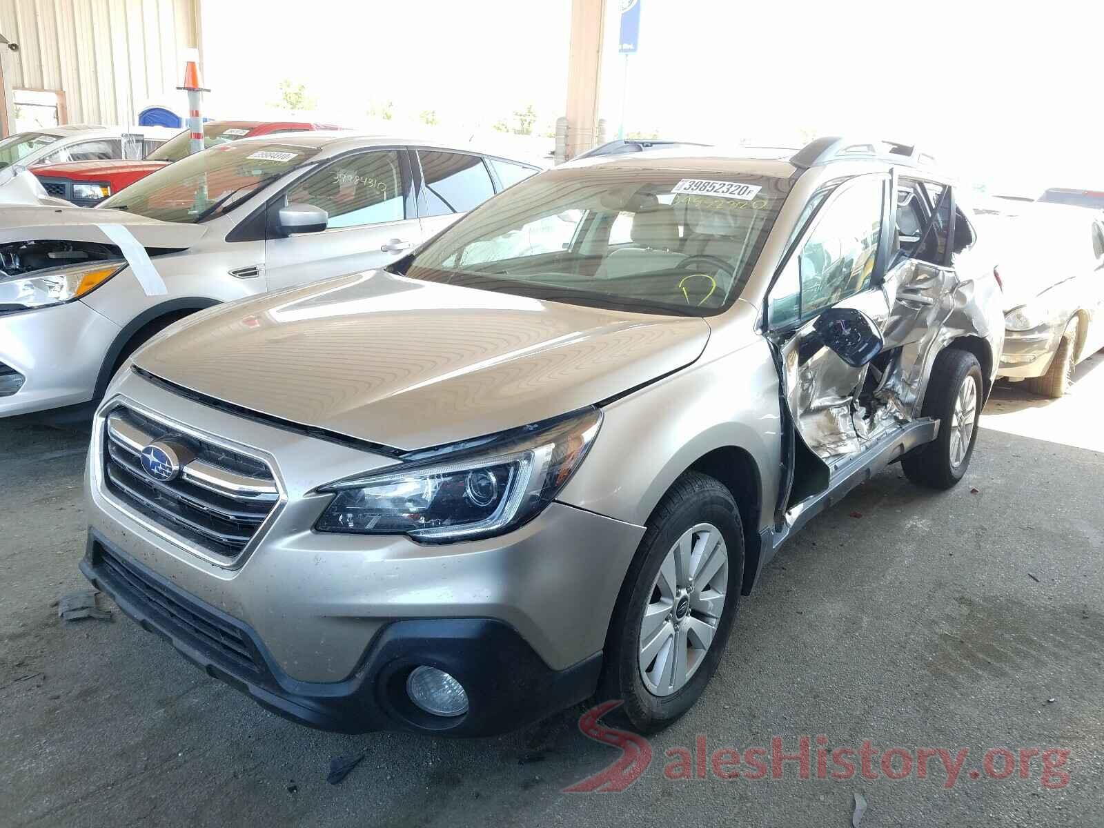 4S4BSADC2J3200211 2018 SUBARU OUTBACK