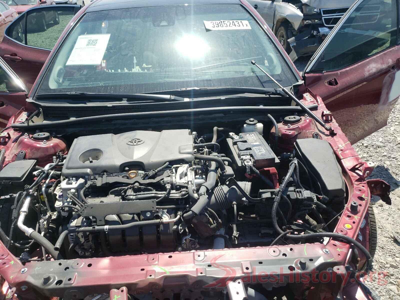 4T1B61HK1JU663912 2018 TOYOTA CAMRY