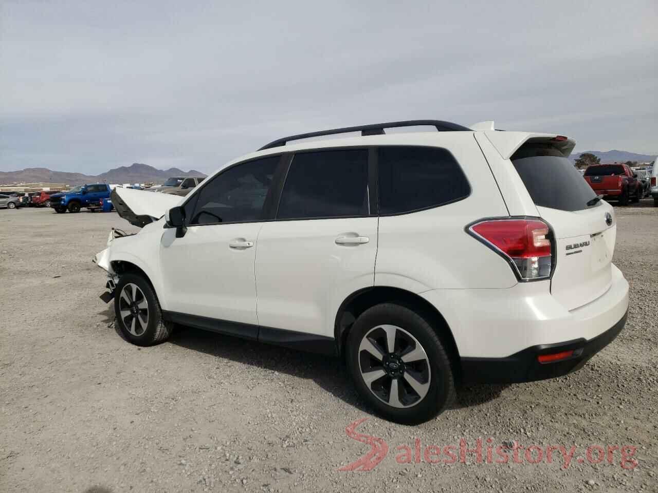 JF2SJAGC6JH471621 2018 SUBARU FORESTER