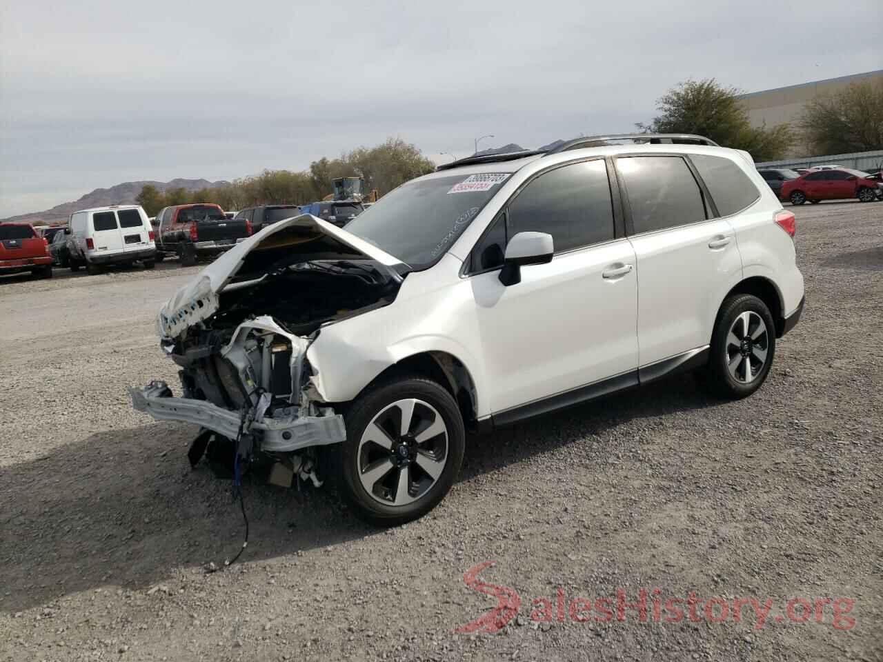 JF2SJAGC6JH471621 2018 SUBARU FORESTER