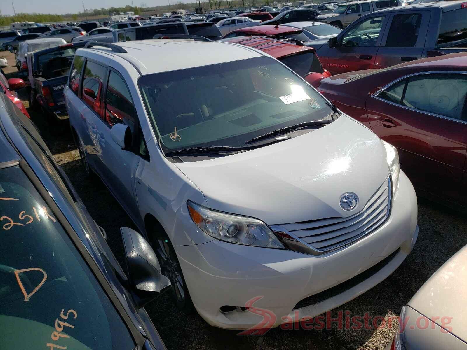 5TDJZ3DCXHS171895 2017 TOYOTA SIENNA