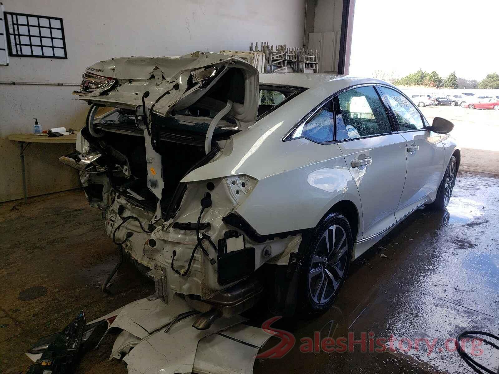 1HGCV3F58JA015443 2018 HONDA ACCORD