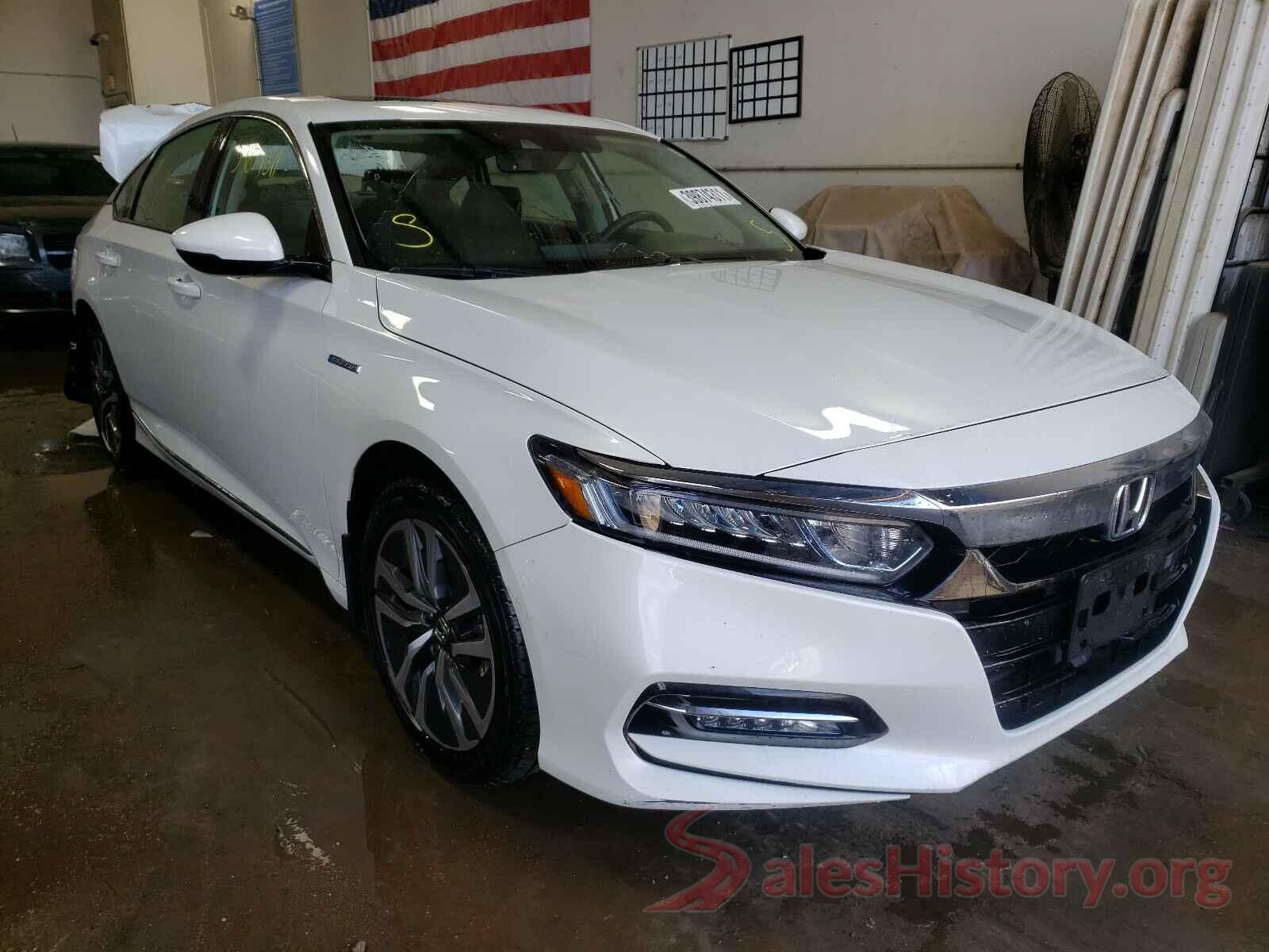 1HGCV3F58JA015443 2018 HONDA ACCORD