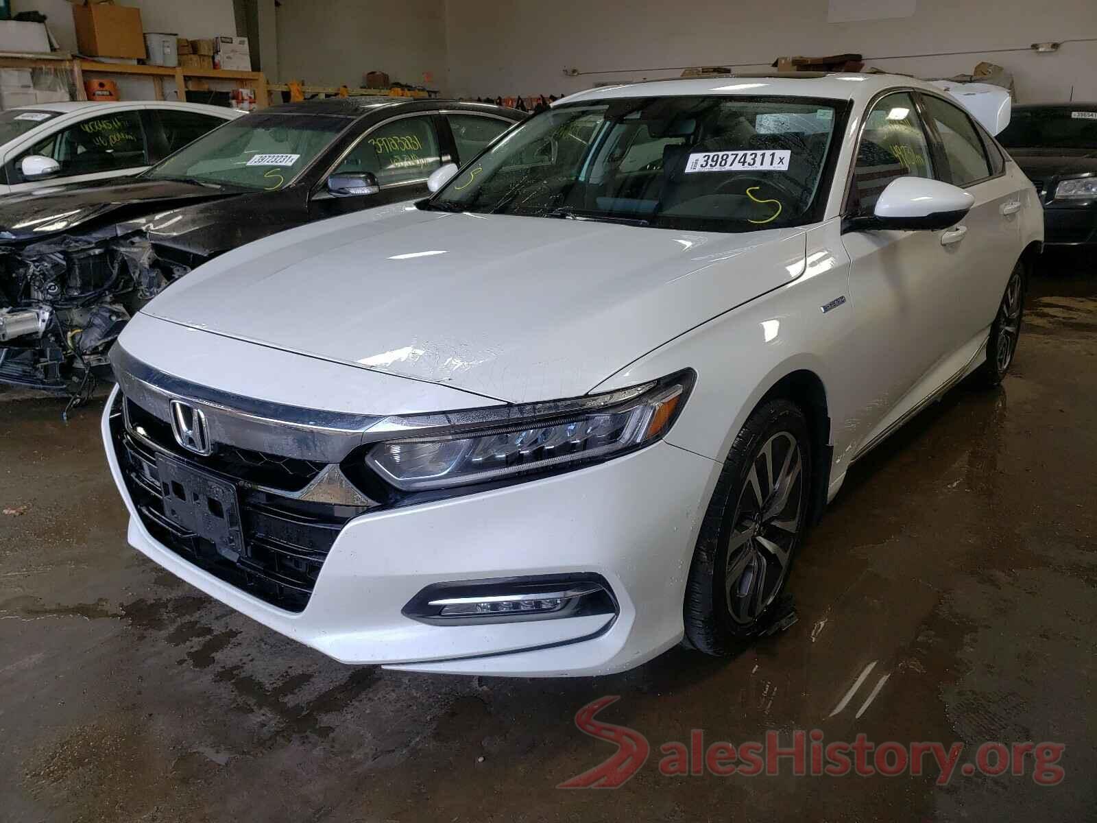 1HGCV3F58JA015443 2018 HONDA ACCORD