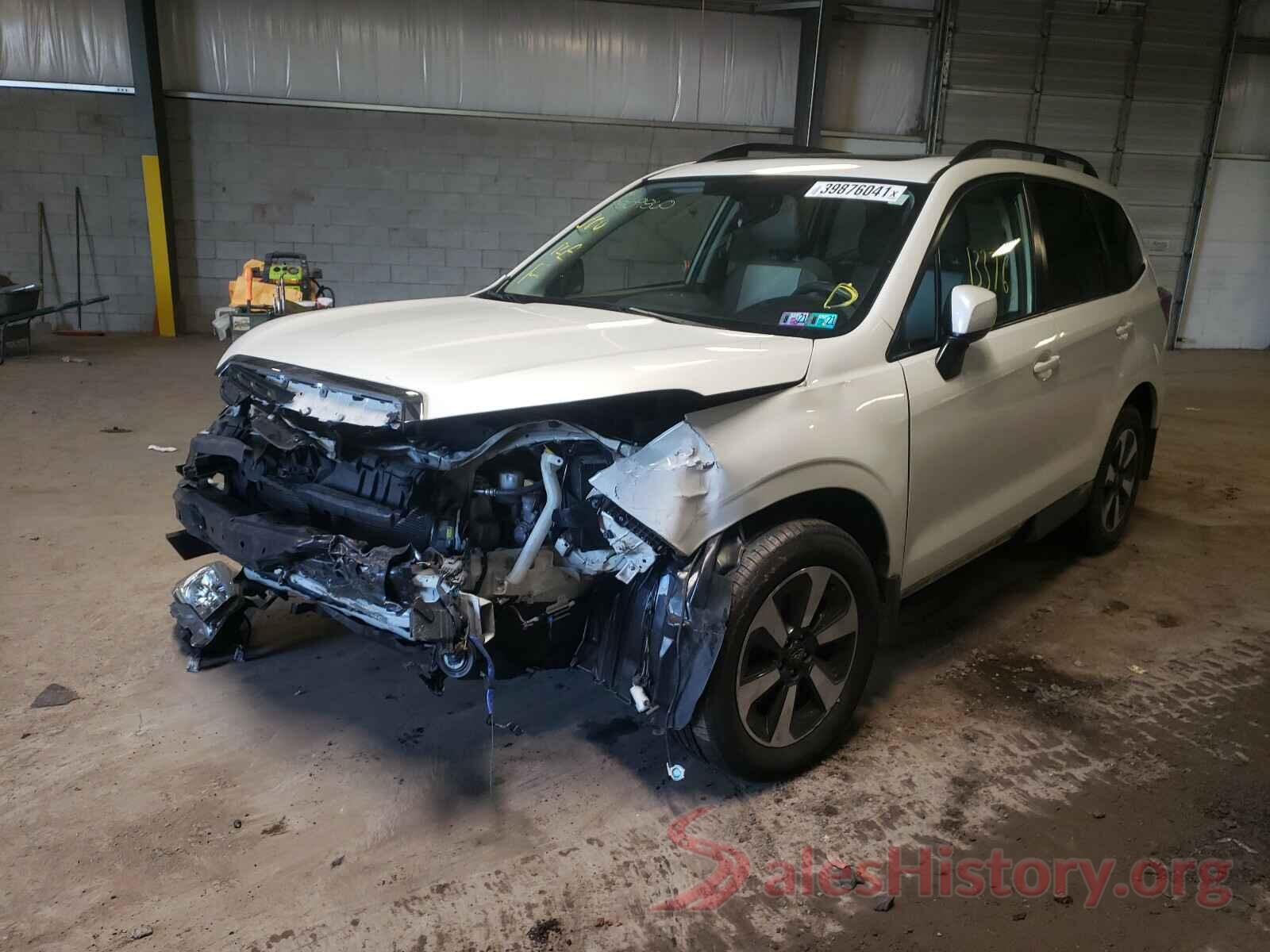 JF2SJAEC0JH573550 2018 SUBARU FORESTER