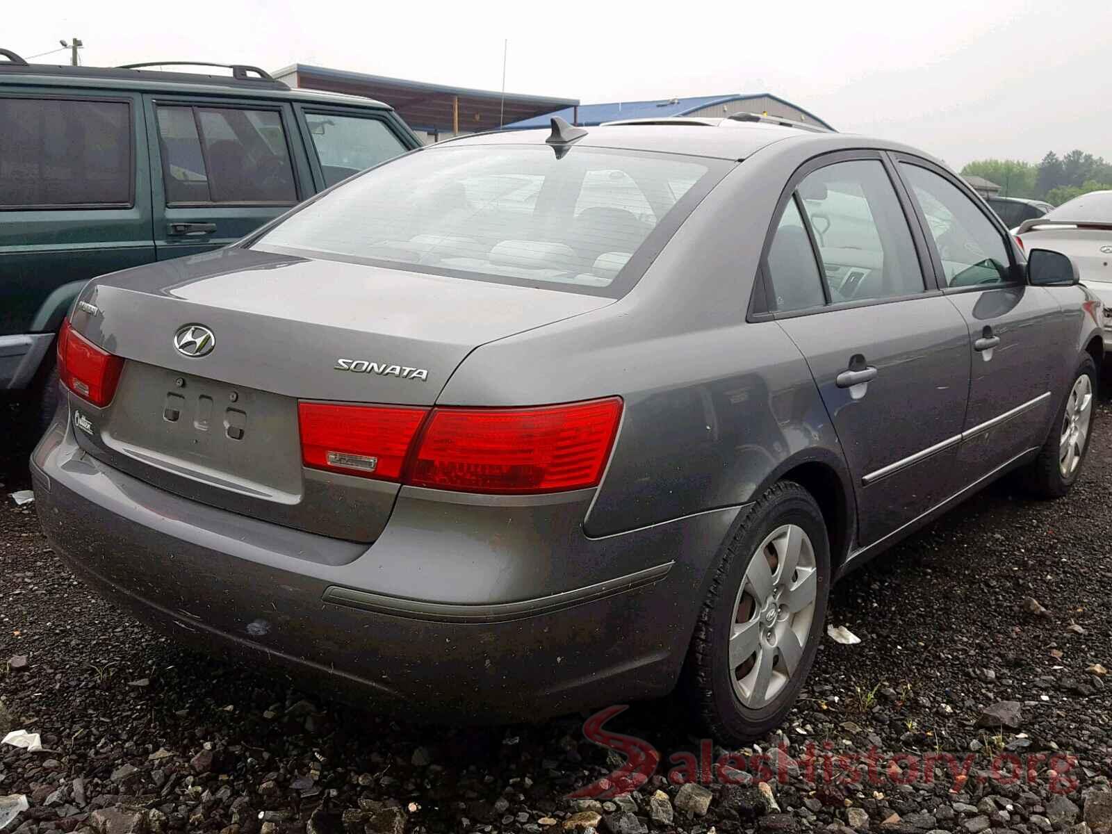 5NPET4AC5AH585594 2010 HYUNDAI SONATA