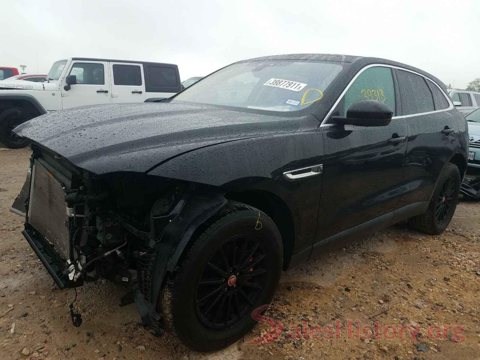 SADCS2FX8KA368130 2019 JAGUAR F-PACE