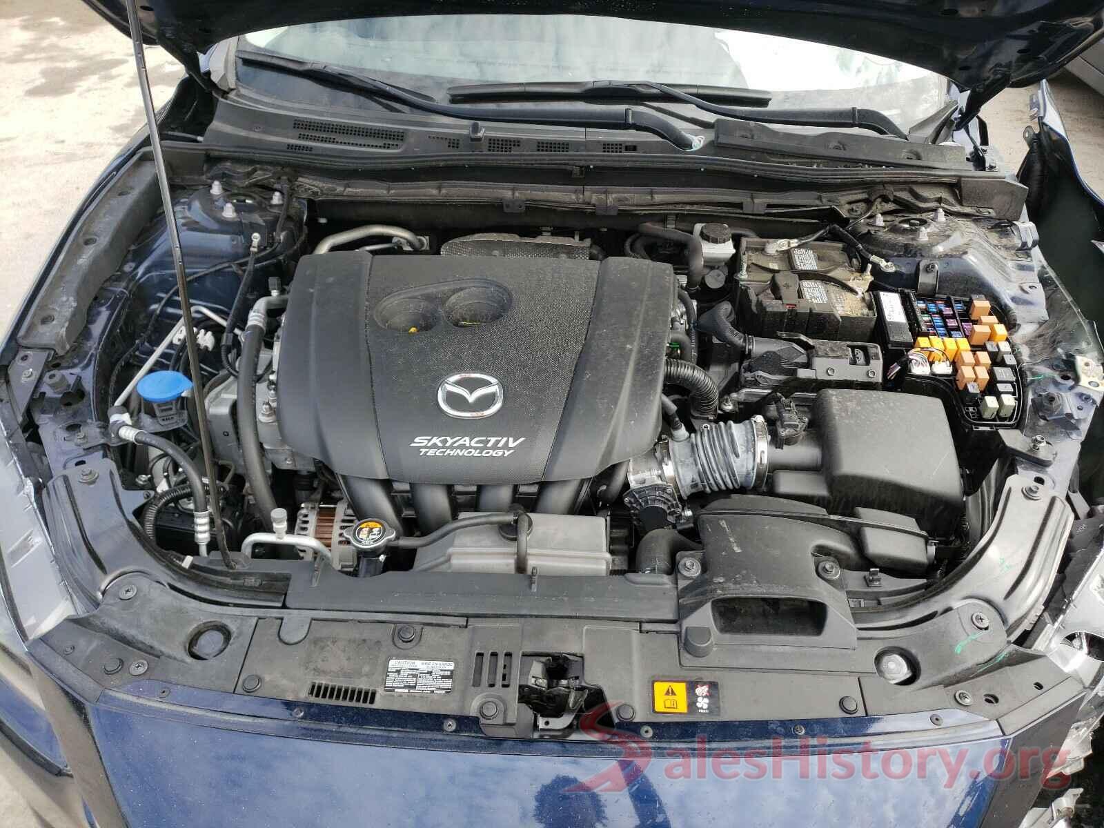 3MZBN1V35JM248582 2018 MAZDA 3