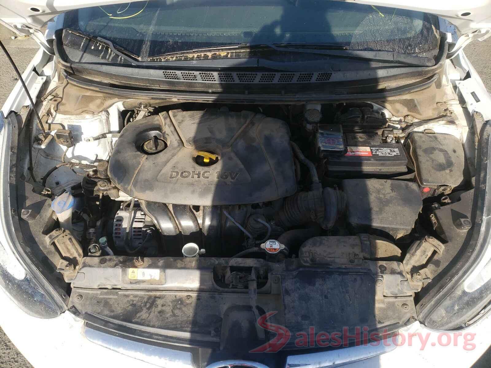 5NPDH4AE6GH698574 2016 HYUNDAI ELANTRA