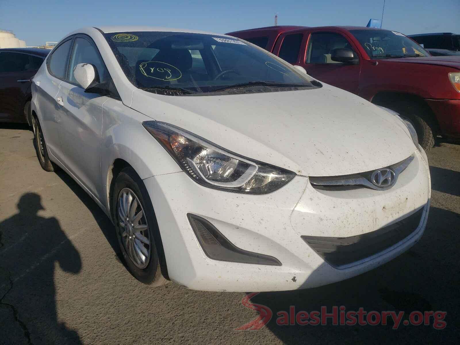 5NPDH4AE6GH698574 2016 HYUNDAI ELANTRA