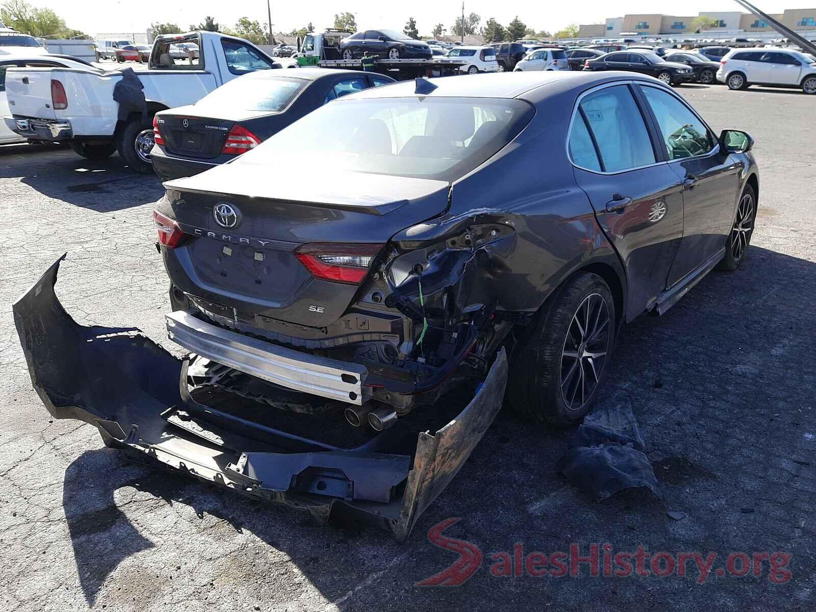 4T1G11AK1MU551940 2021 TOYOTA CAMRY