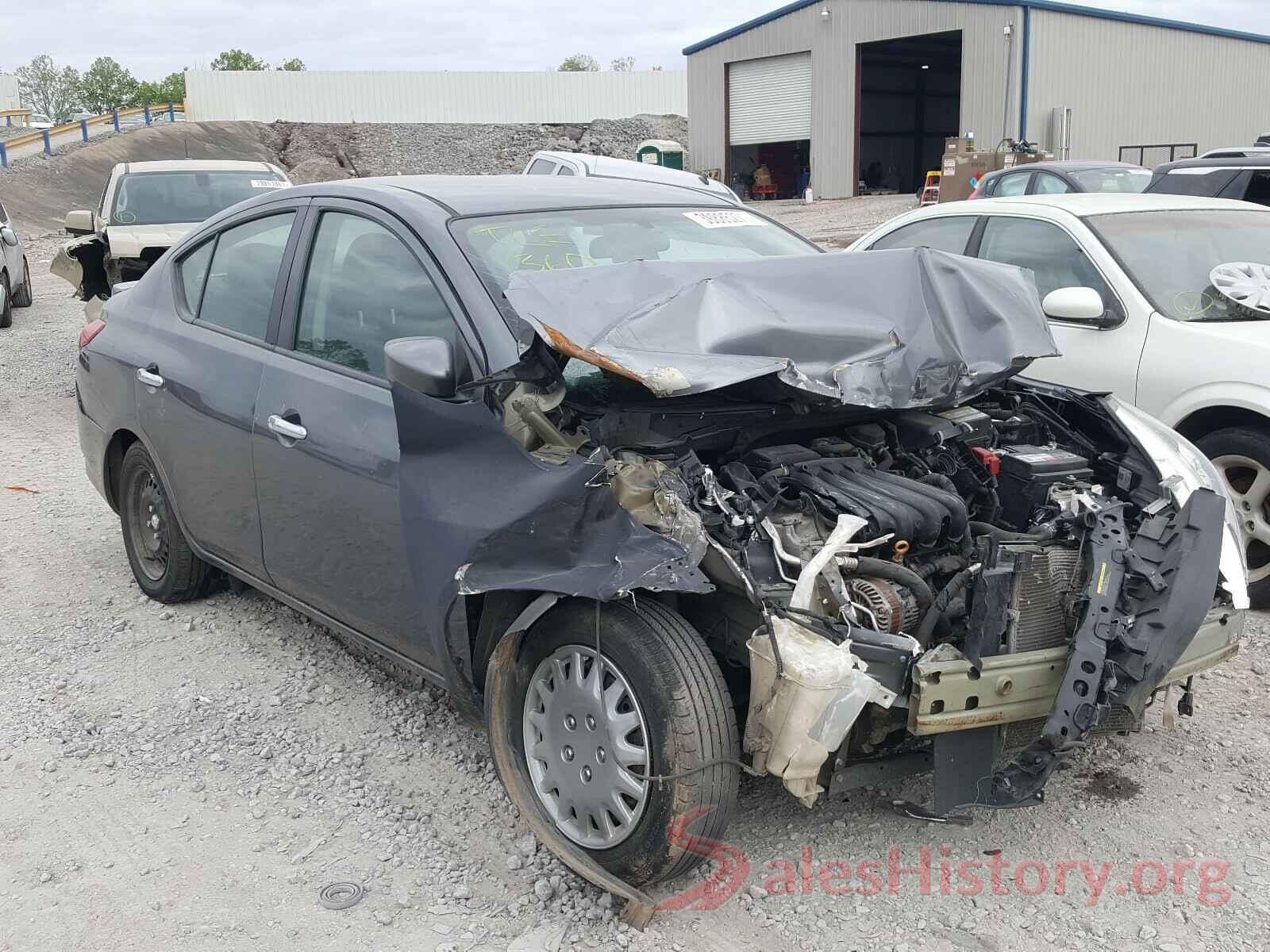 3N1CN7AP2JL803600 2018 NISSAN VERSA