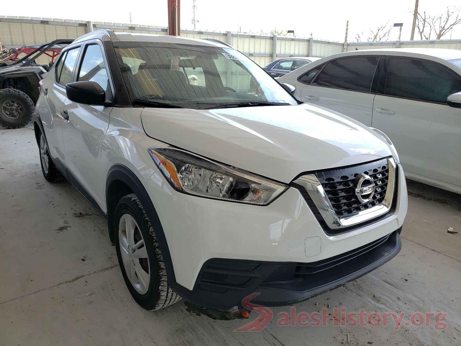 3N1CP5CU6JL533143 2018 NISSAN KICKS