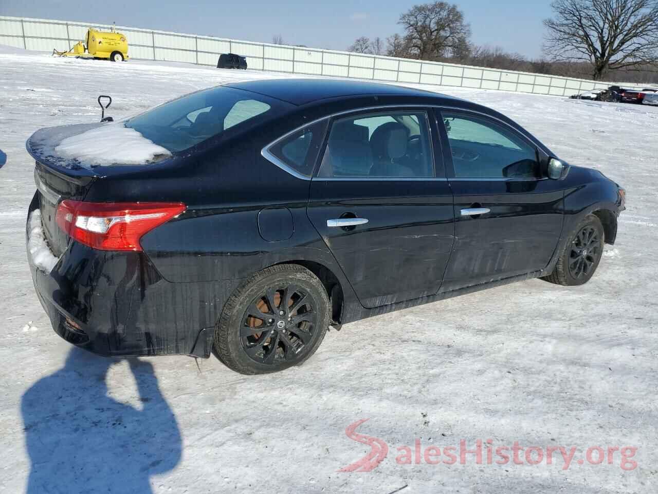 3N1AB7AP8JY319952 2018 NISSAN SENTRA