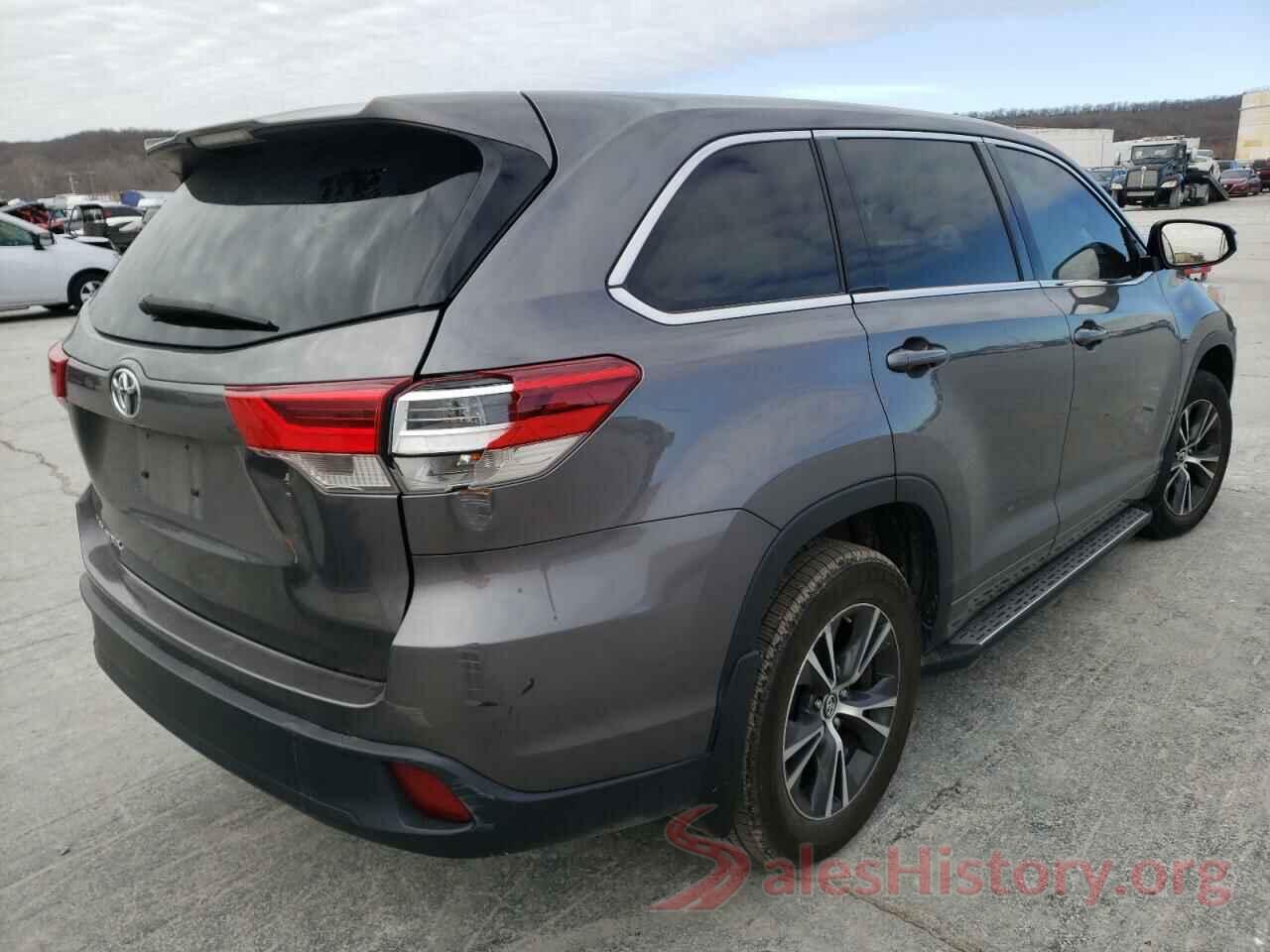 5TDZARFH9JS035950 2018 TOYOTA HIGHLANDER