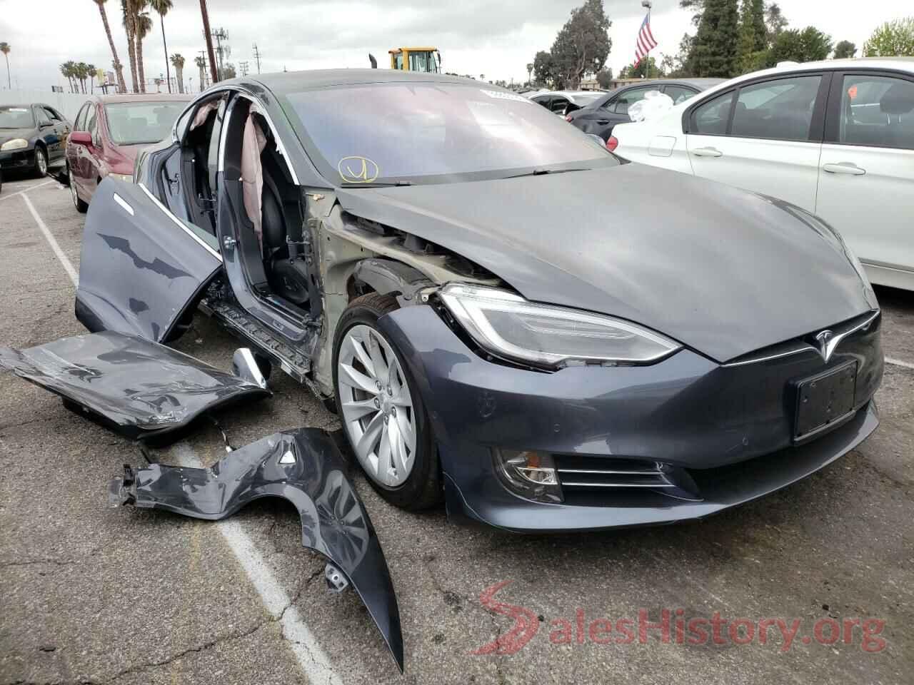 5YJSA1E28JF249770 2018 TESLA MODEL S