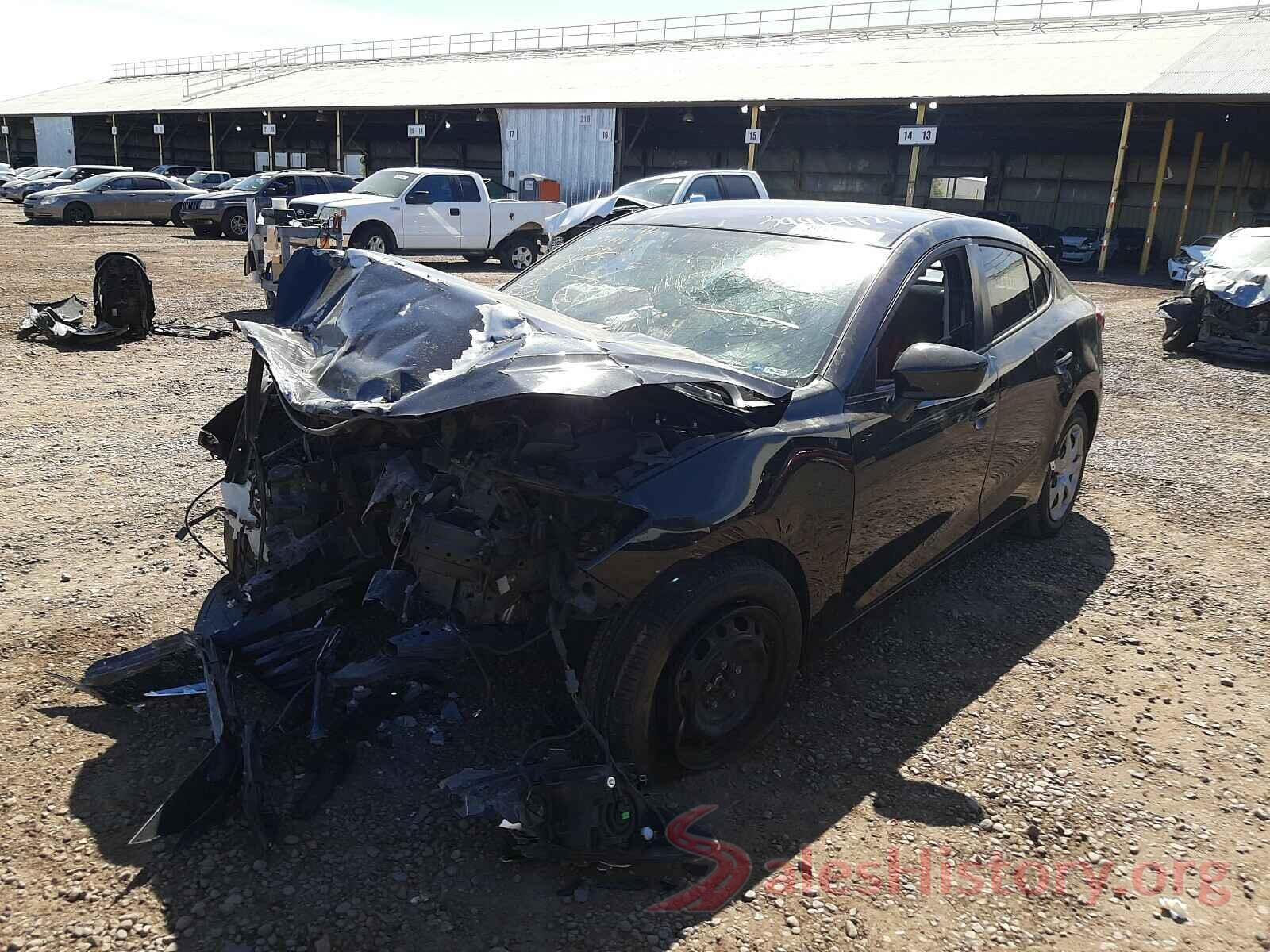 JM1BM1T77G1317063 2016 MAZDA 3