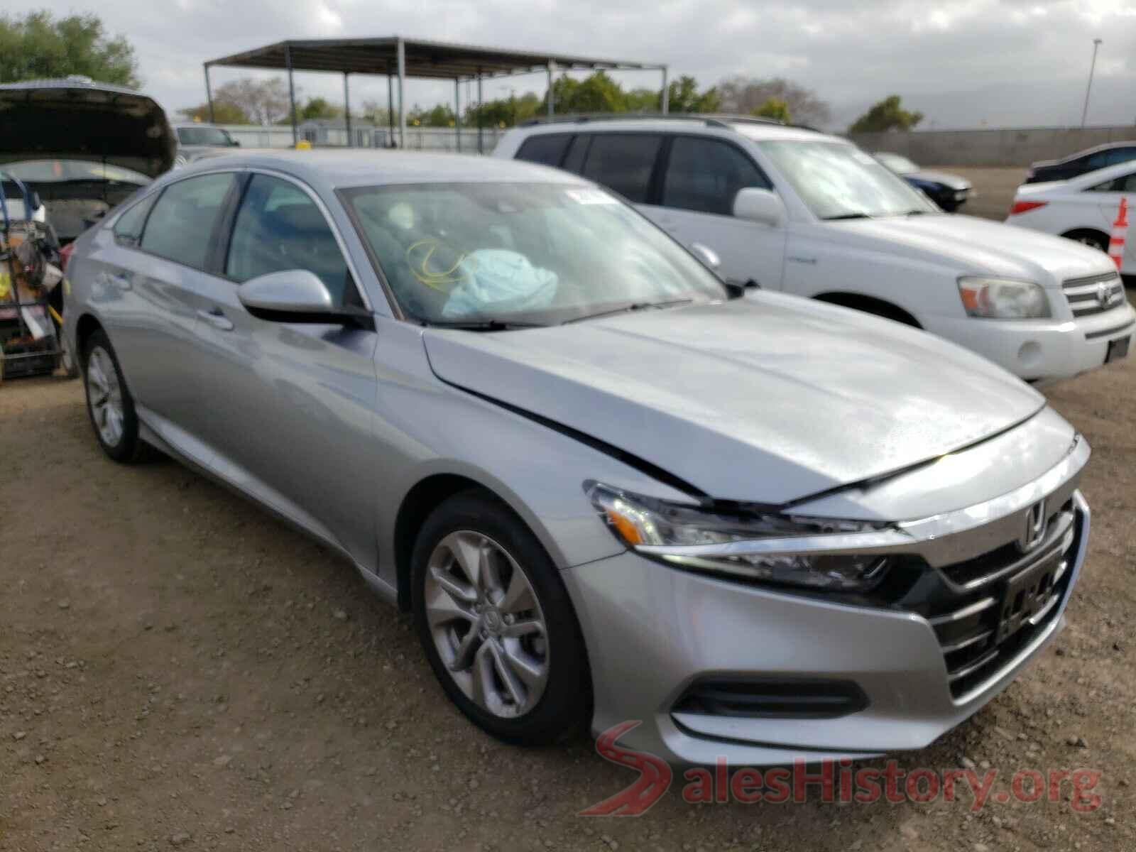 1HGCV1F18JA082271 2018 HONDA ACCORD