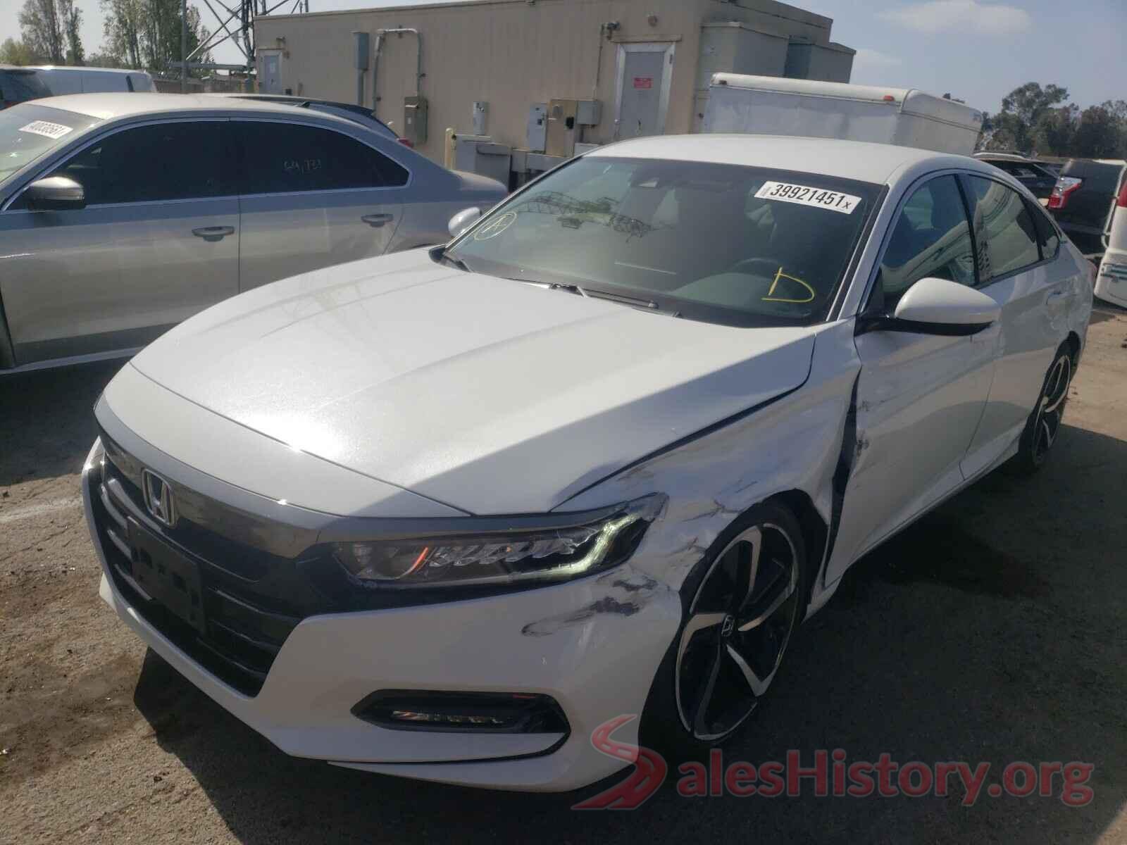 1HGCV1F38JA267325 2018 HONDA ACCORD