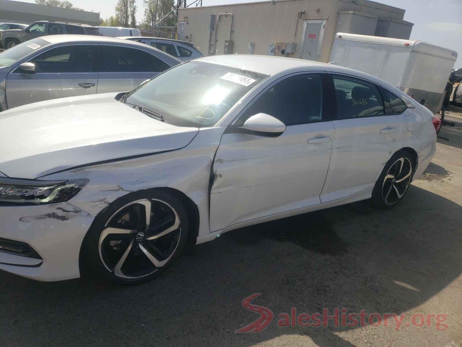 1HGCV1F38JA267325 2018 HONDA ACCORD