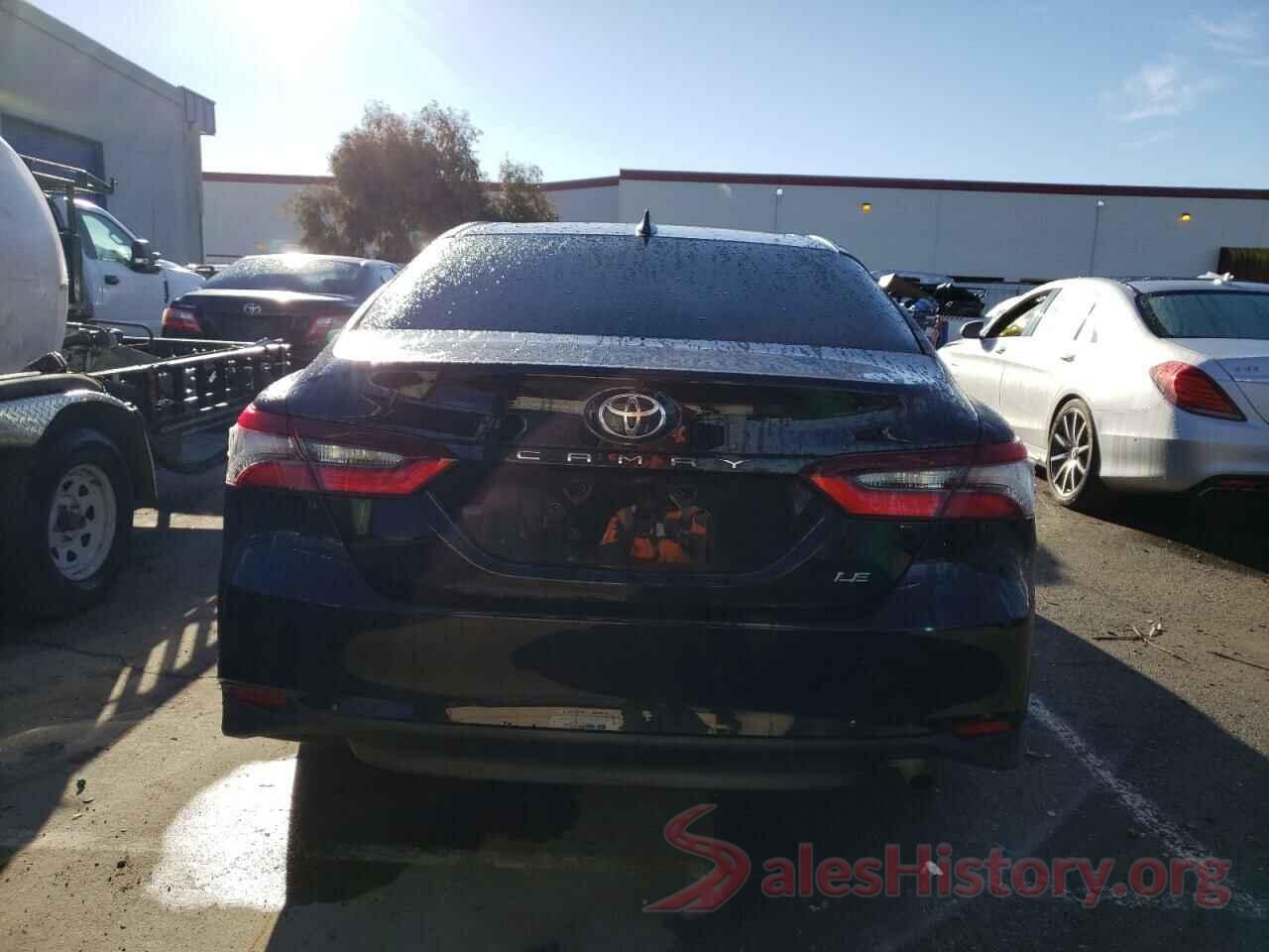 4T1R11AK3NU658417 2022 TOYOTA CAMRY