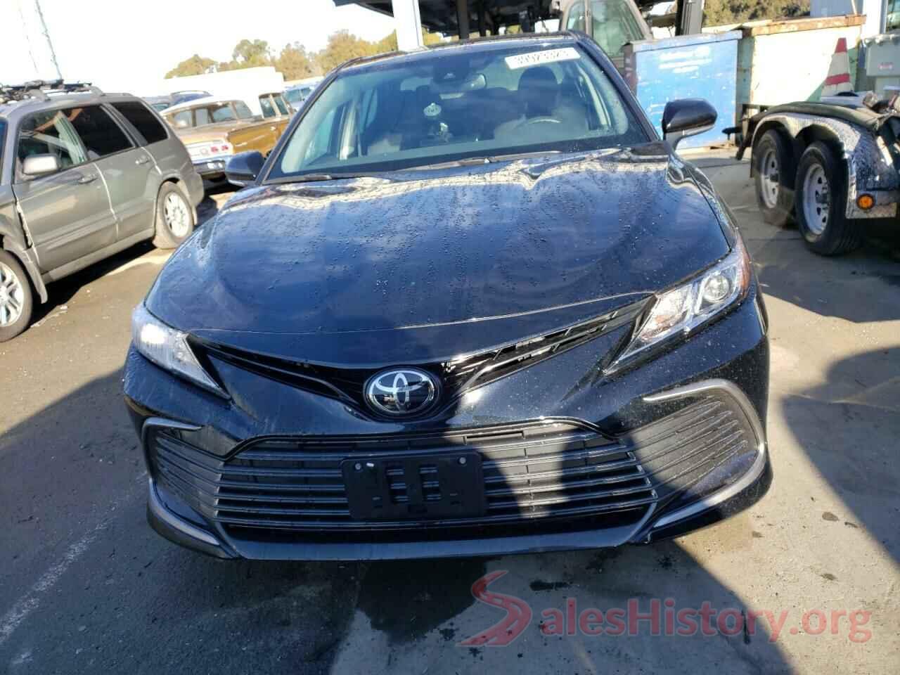 4T1R11AK3NU658417 2022 TOYOTA CAMRY