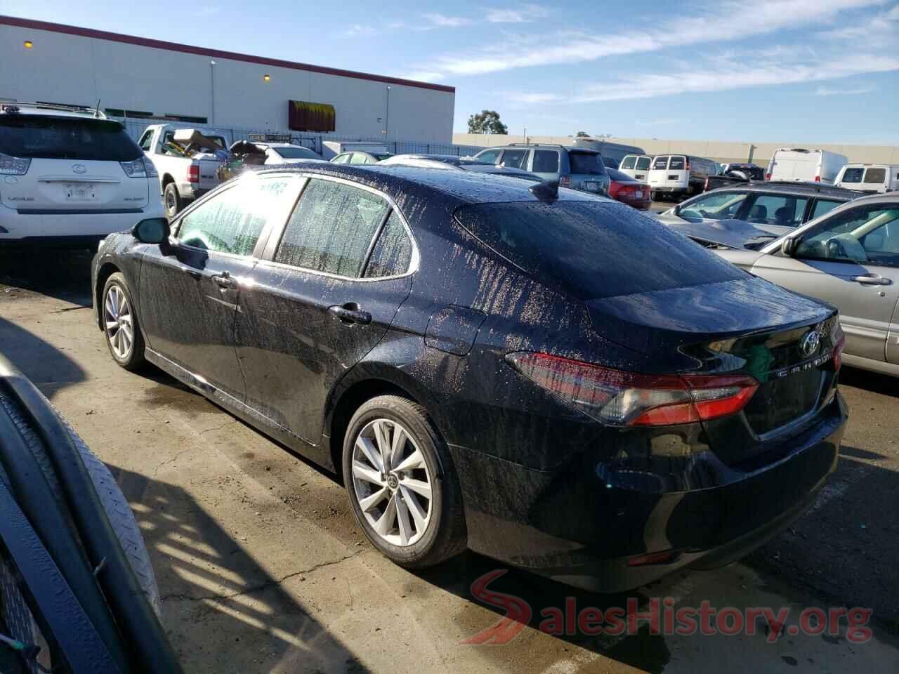 4T1R11AK3NU658417 2022 TOYOTA CAMRY